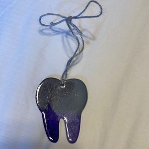 Handmade resin tooth